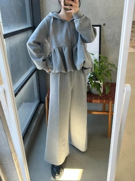 「アイテム（スウェットパンツ）」を使った、神戸レタスさん（レディース・153cm）の秋コーディネート