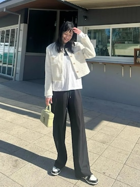 「KOBE LETTUCE（コウベレタス）のアイテム」を使った、神戸レタスさん（レディース・162cm）の春コーディネート