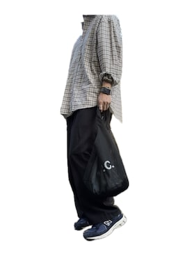 「A.P.C.（アーペーセー）のSAC SHOPPING REBOUND 20AC（トートバッグ）」を使った、たっしーさん（メンズ・171cm）の秋コーディネート