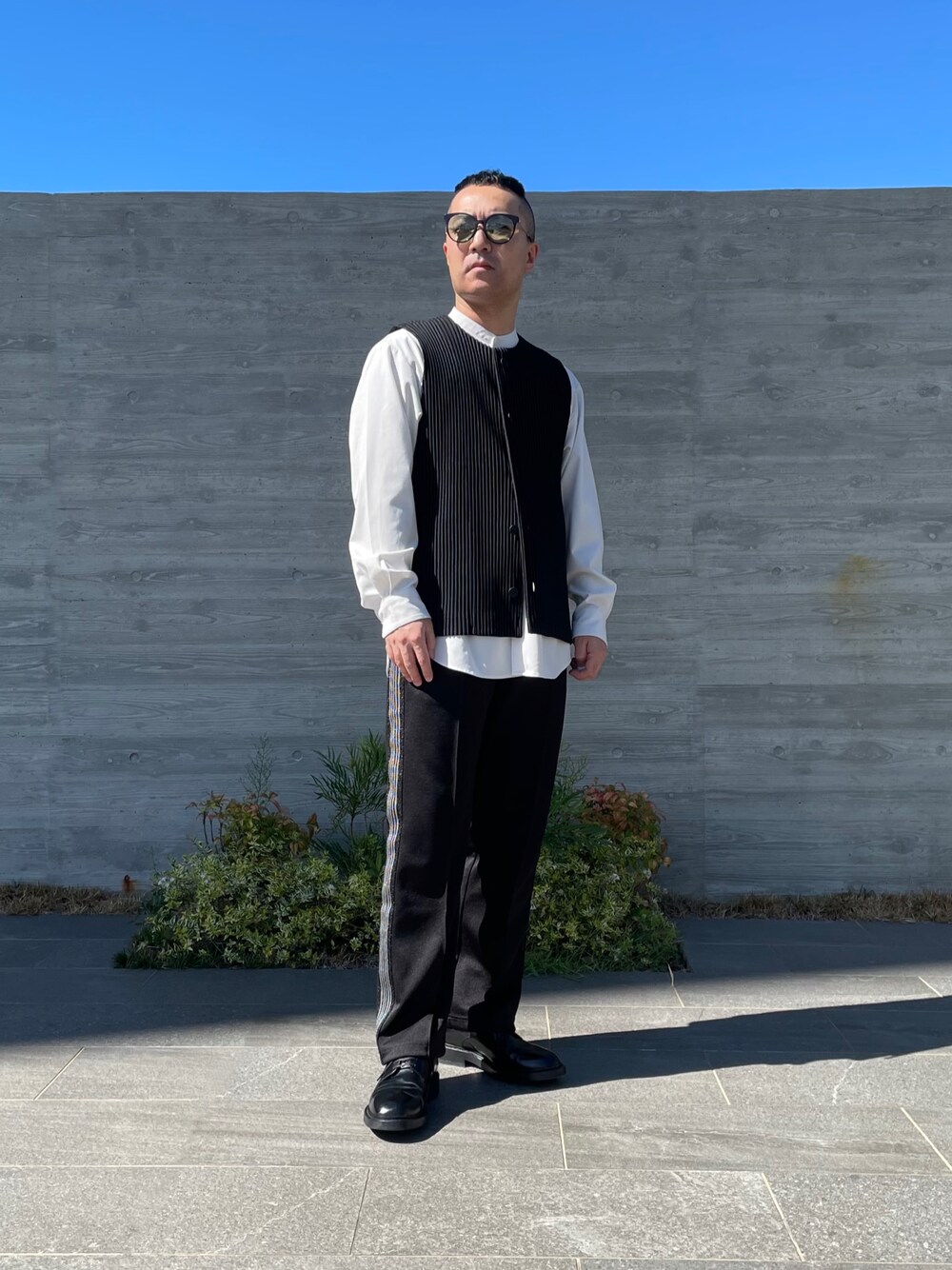 KEI｜HOMME PLISSE ISSEY MIYAKEのベストを使ったコーディネート - WEAR