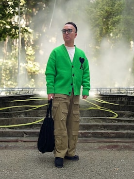 「アイテム（カーゴパンツ、グリーン系）」を使った、KEIさん（メンズ・168cm）の冬コーディネート