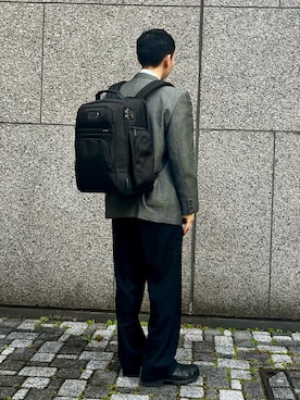 「TUMI（トゥミ）のアイテム」を使った、らーみーさん（メンズ・165cm）の冬コーディネート