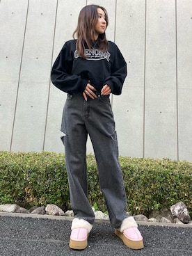 「アイテム（スリッポン、ピンク系）」を使った、𝑨𝑰𝑹𝑰さん（レディース・159cm）の冬コーディネート