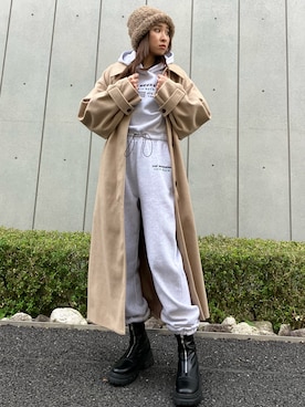 「ストリートカジュアル」｜「アイテム（トレンチコート）」を使った、𝑨𝑰𝑹𝑰さん（レディース・159cm）の冬コーディネート