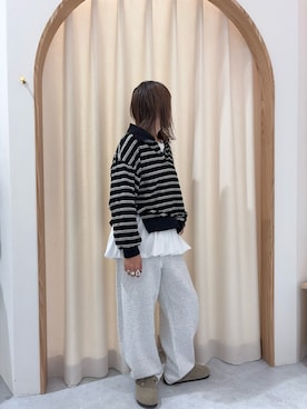 「アイテム（Tシャツ/カットソー、ブラック系）」を使った、りーたんさん（レディース・152cm）の冬コーディネート