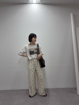 「CIAOPANIC TYPY（チャオパニックティピー）の【ドライタッチ】アソートフォトプリント半袖Tee（Tシャツ/カットソー、グレー系）」を使った、りーたんさん（レディース・152cm）の春コーディネート