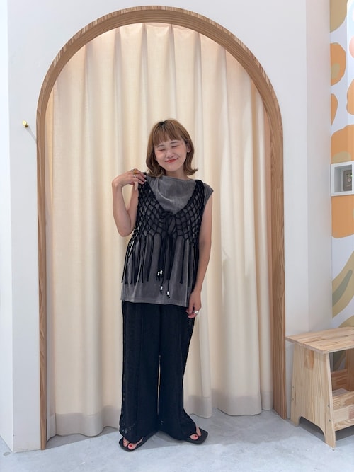 ブラックマクラメ編みベスト フリンジ niko and（ニコアンド）の「マクラメフリンジベスト（ベスト）」 - WEAR