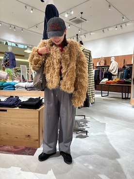 「アイテム（スラックス）」を使った、りーたんさん（レディース・152cm）の秋コーディネート