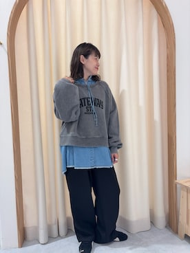 「アイテム（スウェット）」を使った、りーたんさん（レディース・152cm）の冬コーディネート