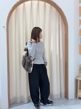 「アイテム（スラックス）」を使った、りーたんさん（レディース・152cm）の冬コーディネート