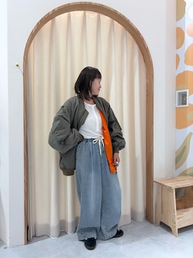 「アイテム（MA-1）」を使った、りーたんさん（レディース・152cm）の秋コーディネート