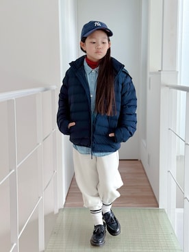 「アイテム（スウェットパンツ）」を使った、sui_mmyさん（キッズ・133cm）の冬コーディネート