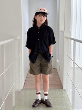 「GU（ジーユー）のアイテム（シャツ/ブラウス、ブラック系）」を使った、sui_mmyさん（キッズ・139cm）の夏コーディネート
