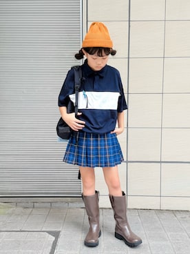 「アイテム（ポロシャツ、ブラック系）」を使った、sui_mmyさん（キッズ・139cm）の秋コーディネート