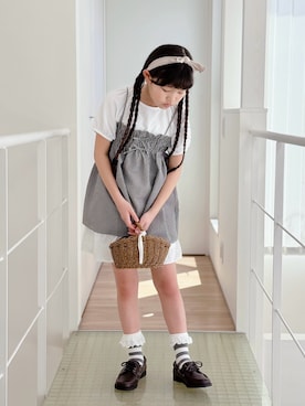 「LOWRYS FARM（ローリーズファーム）のボーダーレースソックス　636235（ソックス/靴下、グレー系）」を使った、sui_mmyさん（キッズ・139cm）の春コーディネート