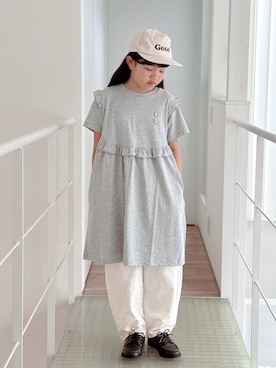 「B:MING by BEAMS（ビーミングバイビームス）のGood ロゴキャップ（キャップ、ベージュ系）」を使った、sui_mmyさん（キッズ・139cm）の春コーディネート