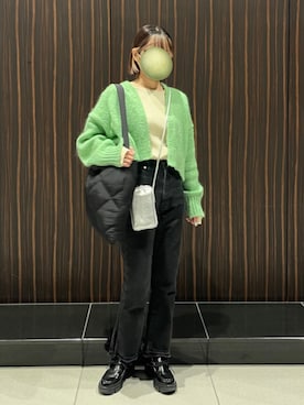 「ニットカーディガン」｜「アイテム（財布/小物）」を使った、んぬさん（レディース・158cm）の秋コーディネート