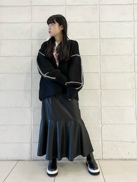 「袖ボリューム」｜「アイテム（スカート）」を使った、ISAさん（レディース・160cm）の秋コーディネート