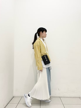 「D.A.T.E.（デイト）のアイテム（シューズ）」を使った、ISAさん（レディース・160cm）の春コーディネート