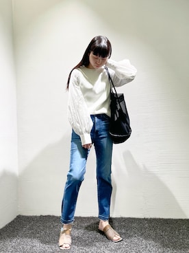 「surt（サート）のアイテム」を使った、ISAさん（レディース・160cm）の春コーディネート
