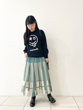 「アイテム（スウェット）」を使った、ISAさん（レディース・160cm・30代）の秋コーディネート
