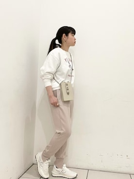「アイテム（スウェット）」を使った、ISAさん（レディース・160cm・30代）の冬コーディネート
