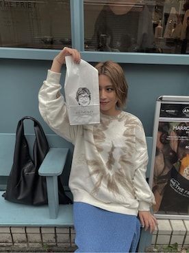 「MURUA（ムルーア）のアイテム（スウェット）」を使った、早久都加紗さん（レディース・158cm）の秋コーディネート