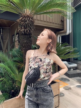 「MURUA（ムルーア）のアイテム（キャミソール）」を使った、早久都加紗さん（レディース・158cm）の夏コーディネート