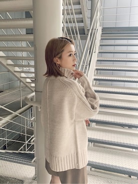 「MURUA（ムルーア）のバックスリットニットチュニック（ニット/セーター）」を使った、早久都加紗さん（レディース・158cm）の秋コーディネート