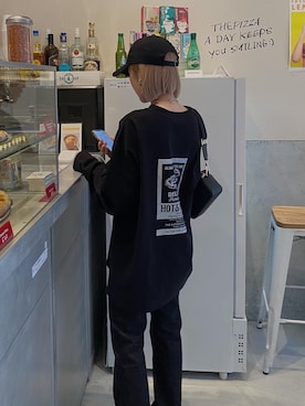 「MURUA（ムルーア）のアイテム（パンツ）」を使った、早久都加紗さん（レディース・158cm）の冬コーディネート