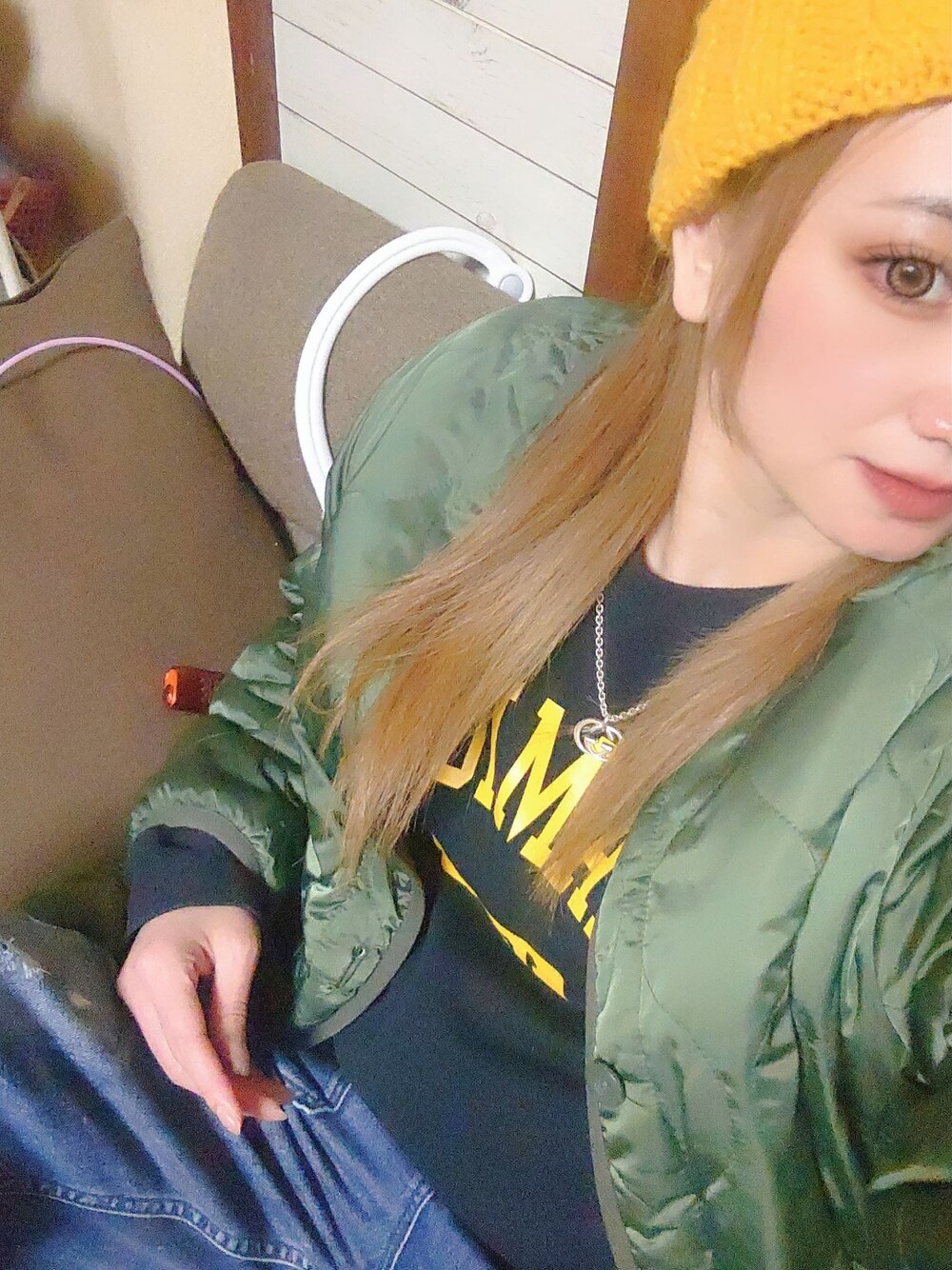 「Gramicciのアイテム（スウェット、ブルー系）」を使った、 yukiさん（レディース・168cm）の冬コーディネートの1枚目の写真