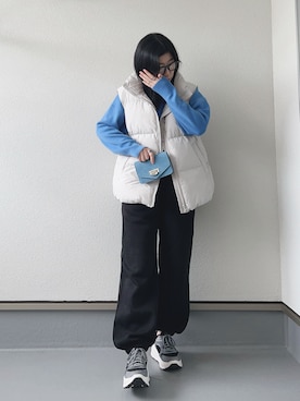 「春カラー」｜「アイテム（ダウンベスト）」を使った、haruさん（レディース・162cm）の冬コーディネート