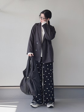 「tiptop（ティップトップ）の【2026SS新色追加】テーラードジャケット（テーラードジャケット、ブラック系）」を使った、haruさん（レディース・162cm）の春コーディネート