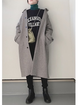 「黒スキニー」｜「アイテム（ステンカラーコート）」を使った、haruさん（レディース・162cm）の冬コーディネート