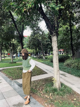 「Clarks（クラークス）のアイテム（その他シューズ、ブラウン系）」を使った、悦小捶さん（レディース・168cm）の秋コーディネート