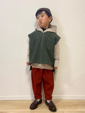 「アイテム（ローファー、ブラウン系）」を使った、1KK1-013さん（キッズ・100cm）の冬コーディネート