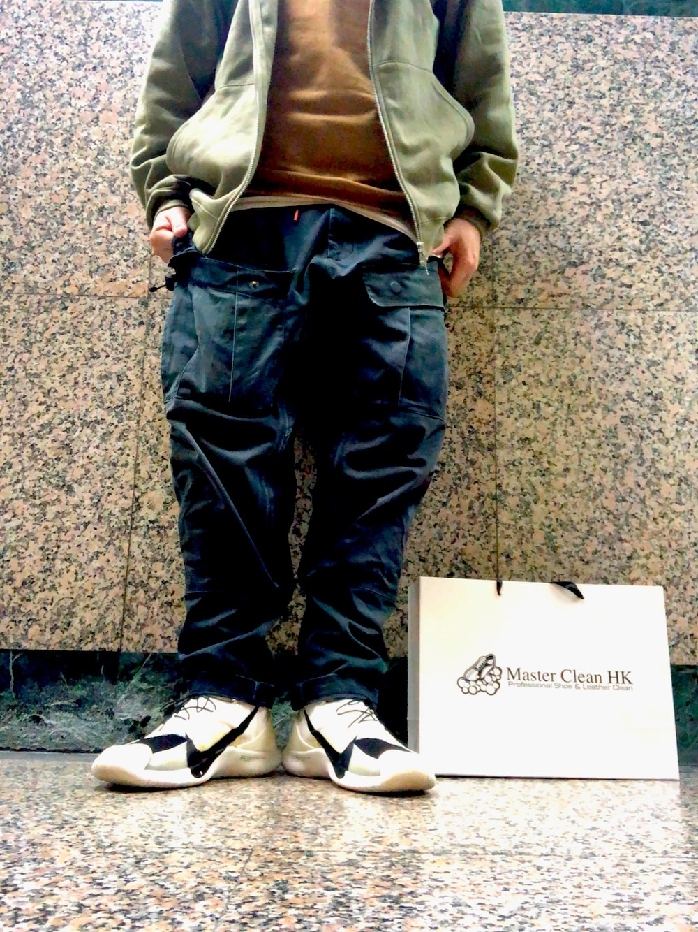 「街頭穿搭、NIKE、UNIQLO、SOPHNET.、GU、ACG、MMW、ootd、球鞋、休閒」｜「NIKEのアイテム（スニーカー、ホワイト系）」を使った、 doy doy 000さん（メンズ・172cm）の冬コーディネートの1枚目の写真