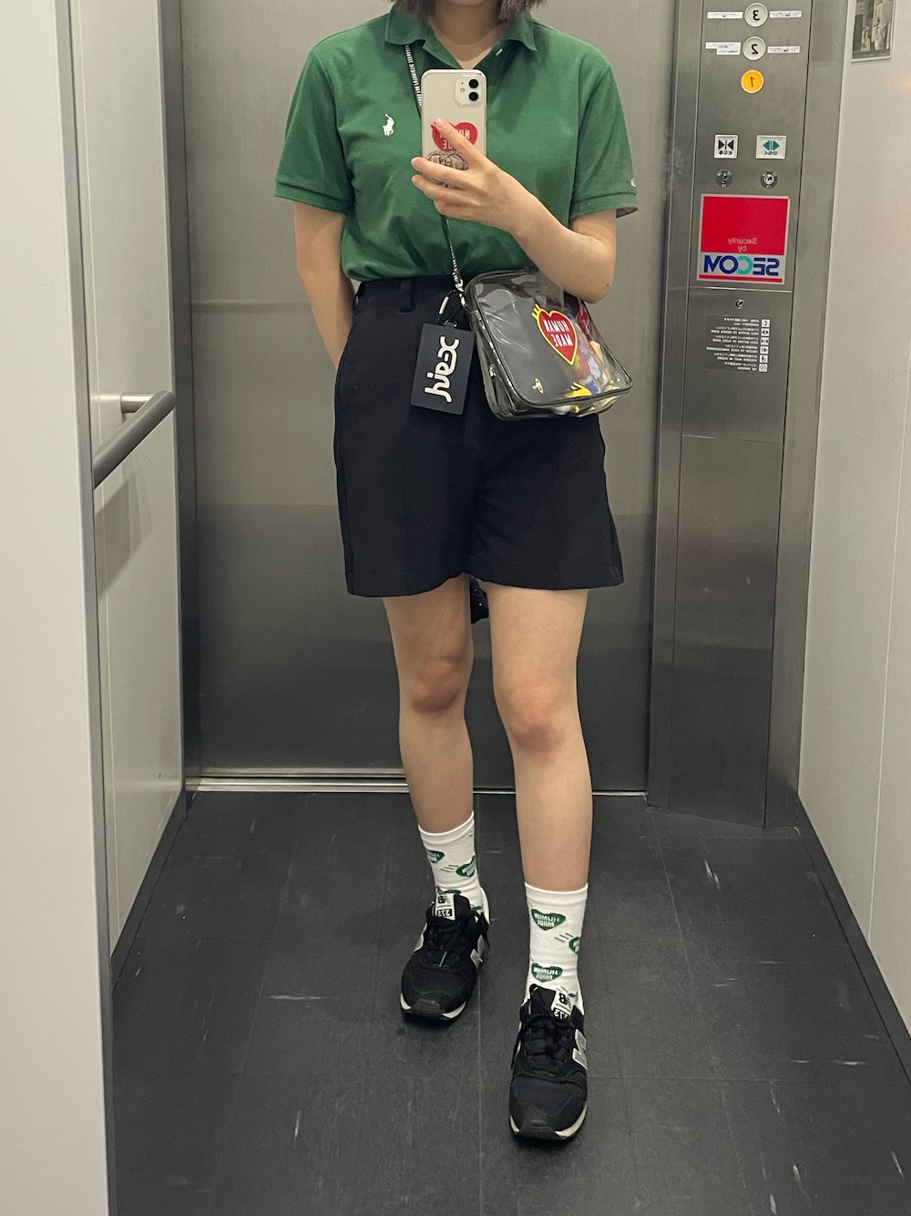 「POLO RALPH LAURENのアイテム（ポロシャツ、グリーン系）」を使った、蚊さん（レディース・157cm）の夏コーディネートの1枚目の写真
