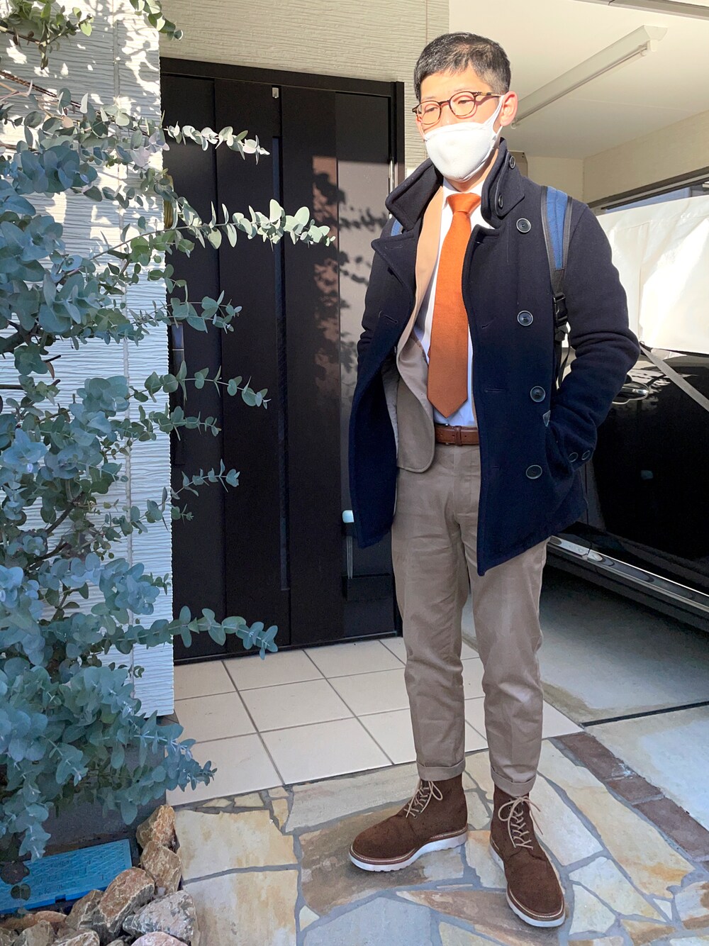 「スーツスタイル、ビジネススタイル、出勤コーデ、ブリーフィング、briefing、united arrows、ユナイテッドアローズ、EDIFICE、バーウィック、berwick1707、オリバーピープルズ、oriver peoples」｜「Berwick1707のアイテム（ブーツ、ブラウン系）」を使った、KHさん（メンズ・170cm）の冬コーディネートの1枚目の写真