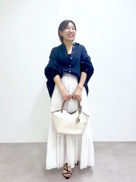 「RIVE DROITE（リヴドロワ）の予約【7色展開/日焼け・冷房対策/手洗い可】リネンワイドシャツ（シャツ/ブラウス、ブルー系）」を使った、rd-yuko さん（レディース・155cm）の春コーディネート