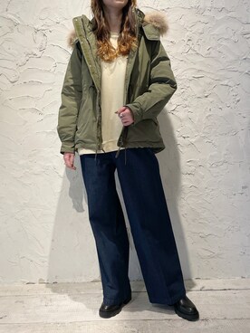 「B'2nd（ビーセカンド）のアイテム（ブーツ）」を使った、4onさん（レディース・168cm）の冬コーディネート