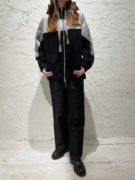 「B'2nd（ビーセカンド）のアイテム（ブーツ）」を使った、4onさん（レディース・168cm）の秋コーディネート