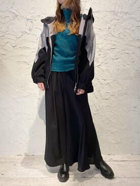 「B'2nd（ビーセカンド）のアイテム（ブーツ）」を使った、4onさん（レディース・168cm）の冬コーディネート