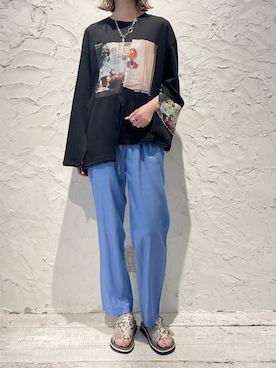 「B'2nd（ビーセカンド）のアイテム（パンツ）」を使った、4onさん（レディース・168cm）の春コーディネート