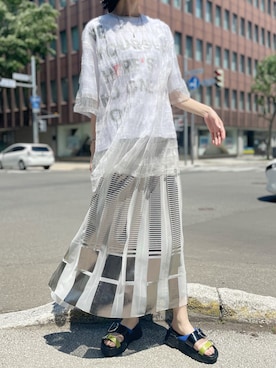 「NAKAGAMI（ナカガミ）のアイテム」を使った、4onさん（レディース・168cm）の夏コーディネート