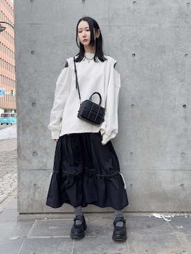 「MAISON D' PULSE（メゾンドパルス）のアイテム（アクセサリー）」を使った、4onさん（レディース・168cm）の春コーディネート
