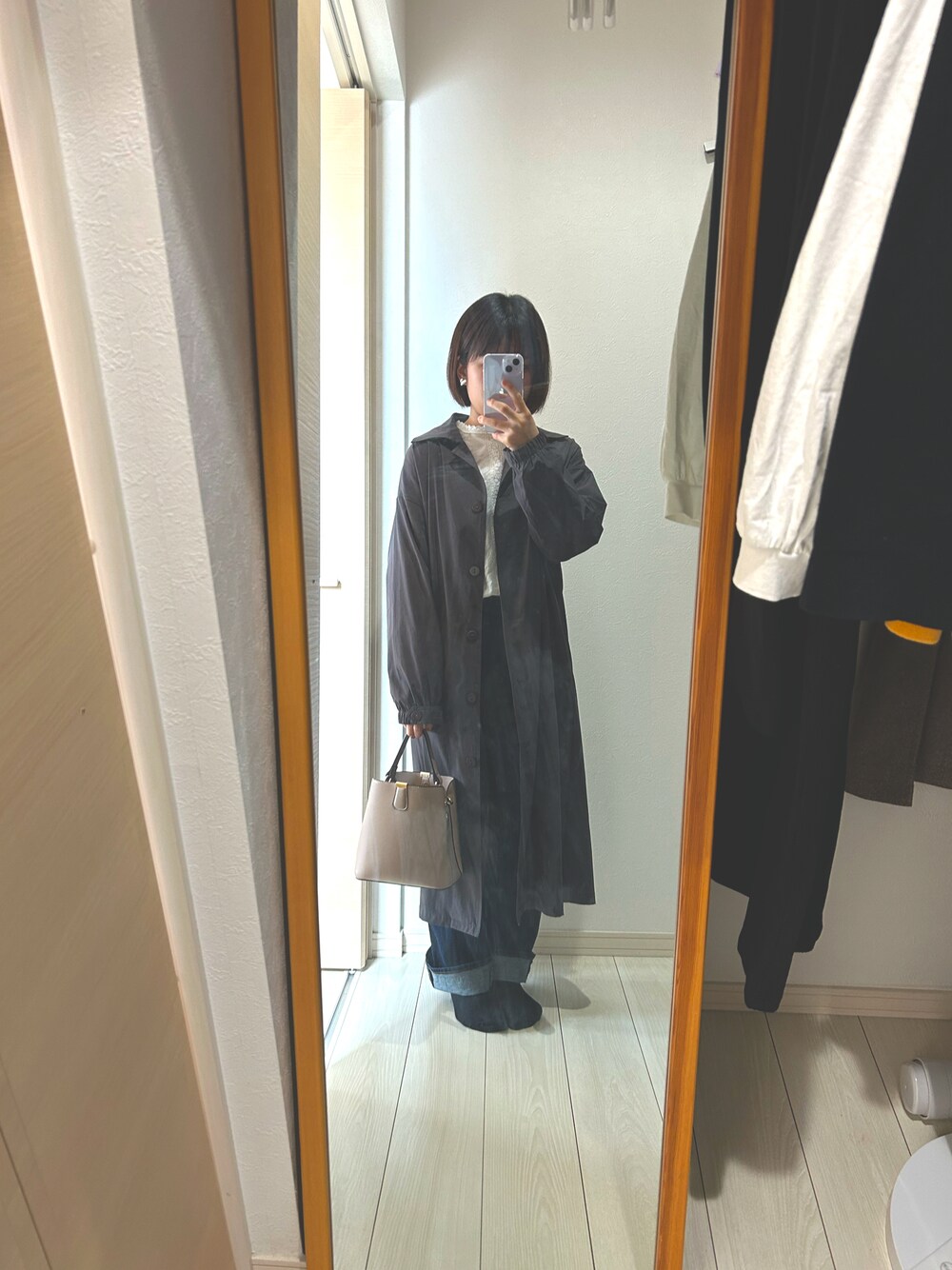 「オトナカジュアル、カジュアルコーデ、春、低身長、パンツスタイル」｜「GRLのアイテム（トートバッグ、ピンク系）」を使った、まるさん（レディース・149cm）の春コーディネートの1枚目の写真