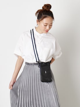 「アイテム（折りたたみ傘）」を使った、MOONBAT_officialさん（レディース・170cm）の秋コーディネート