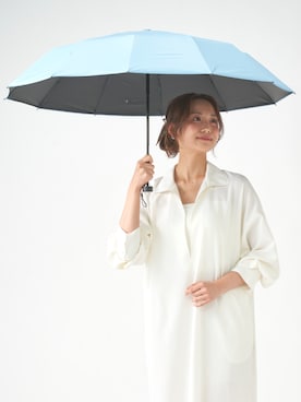 「estaa（エスタ）の遮光100％ 耐風 超軽量 晴雨兼用 折りたたみ日傘 "タフワイドリブ 12本骨" マジカルテックプロテクション（折りたたみ傘、ブルー系）」を使った、MOONBAT_officialさん（レディース・165cm）の春コーディネート