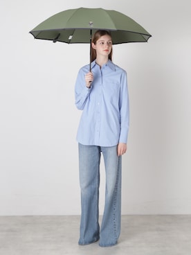 「POLO RALPH LAUREN（ポロ ラルフ ローレン）の【WEB限定】折りたたみ傘 雨傘 カラビナ付 自動開閉 フラッグベア リフレクターロゴ ユニセックス（折りたたみ傘、グリーン系）」を使った、MOONBAT_officialさん（レディース・165cm）の春コーディネート